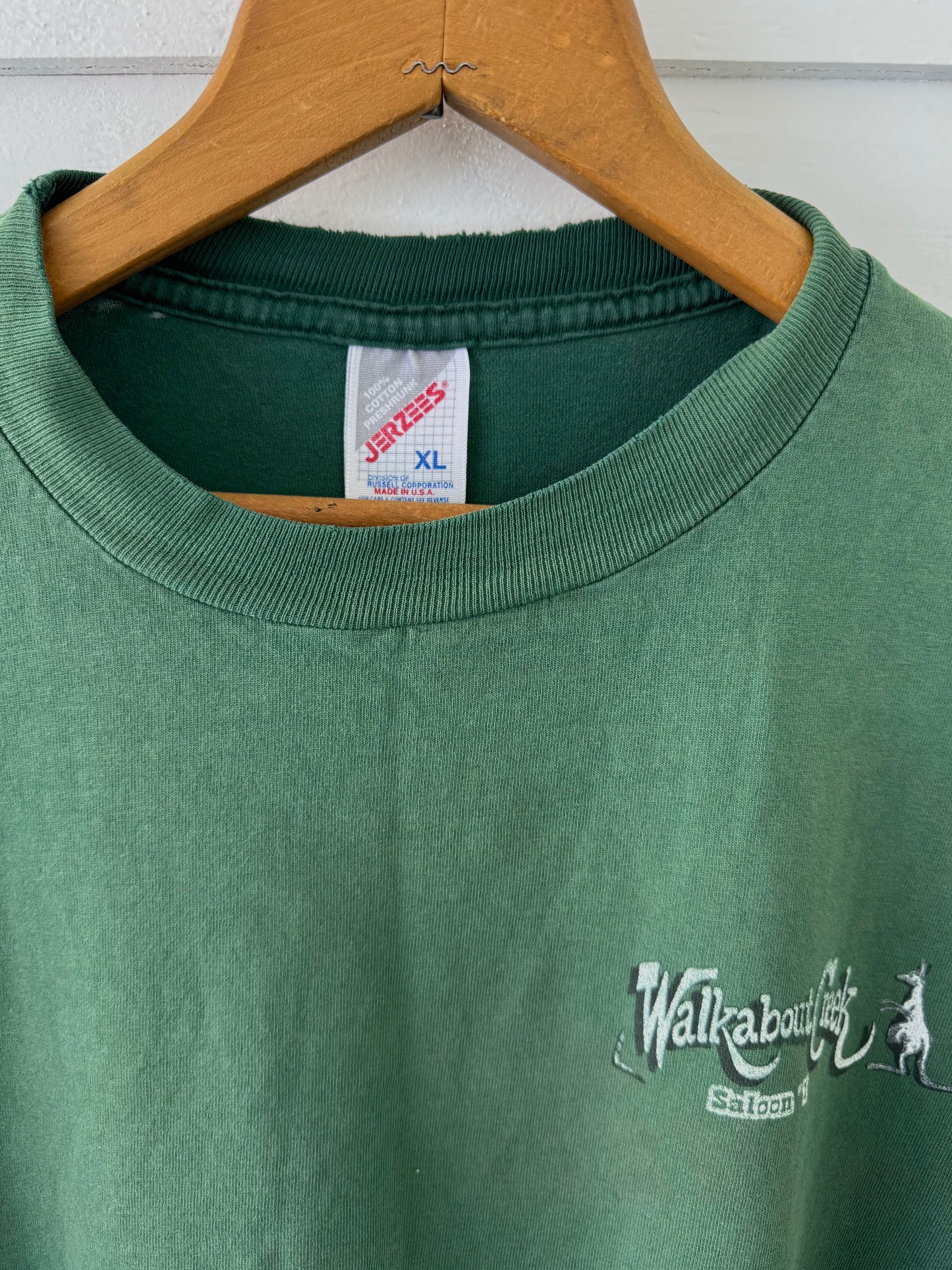 Vintage Green Sun Faded Naches Washington Walkabout Creek Saloon T-Shirt