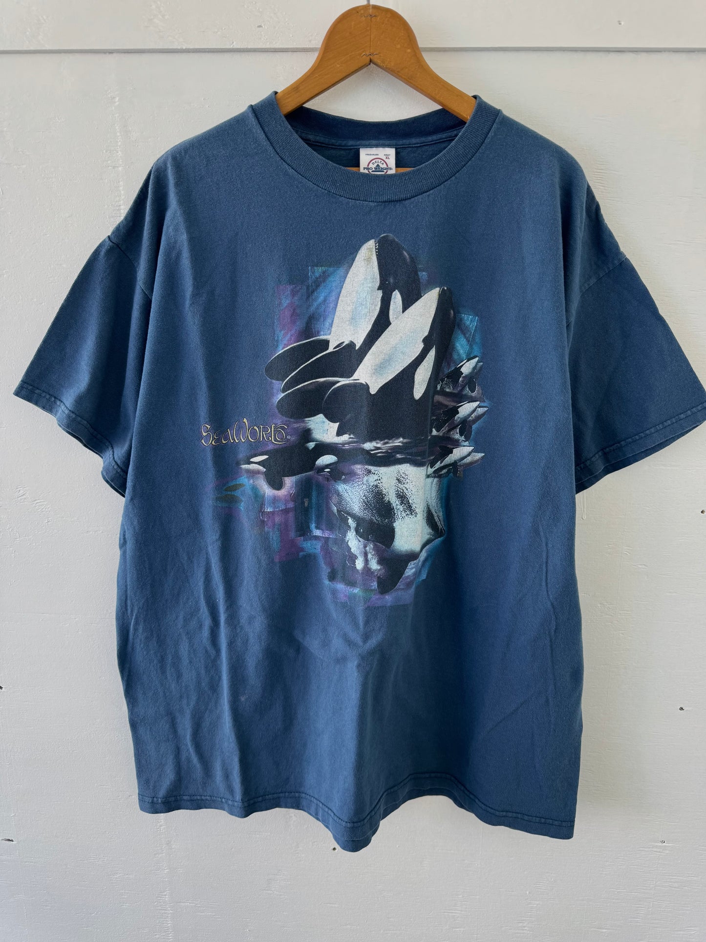 Vintage Sea World Orca T-Shirt